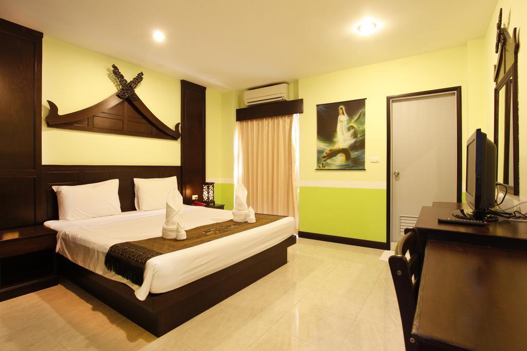 Amici Miei Gasthuis Phuket