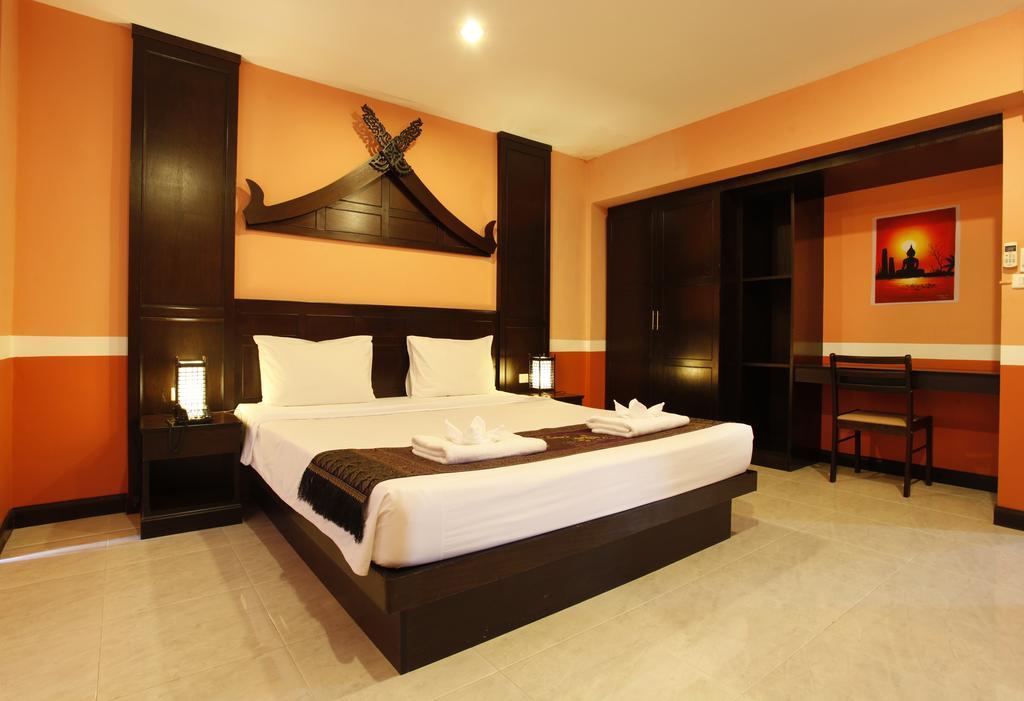 Amici Miei Gasthuis Phuket