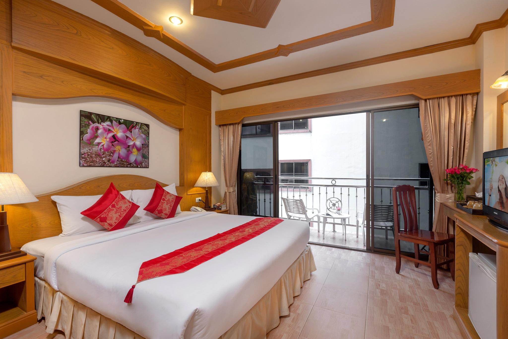 Chang Hotel Patong