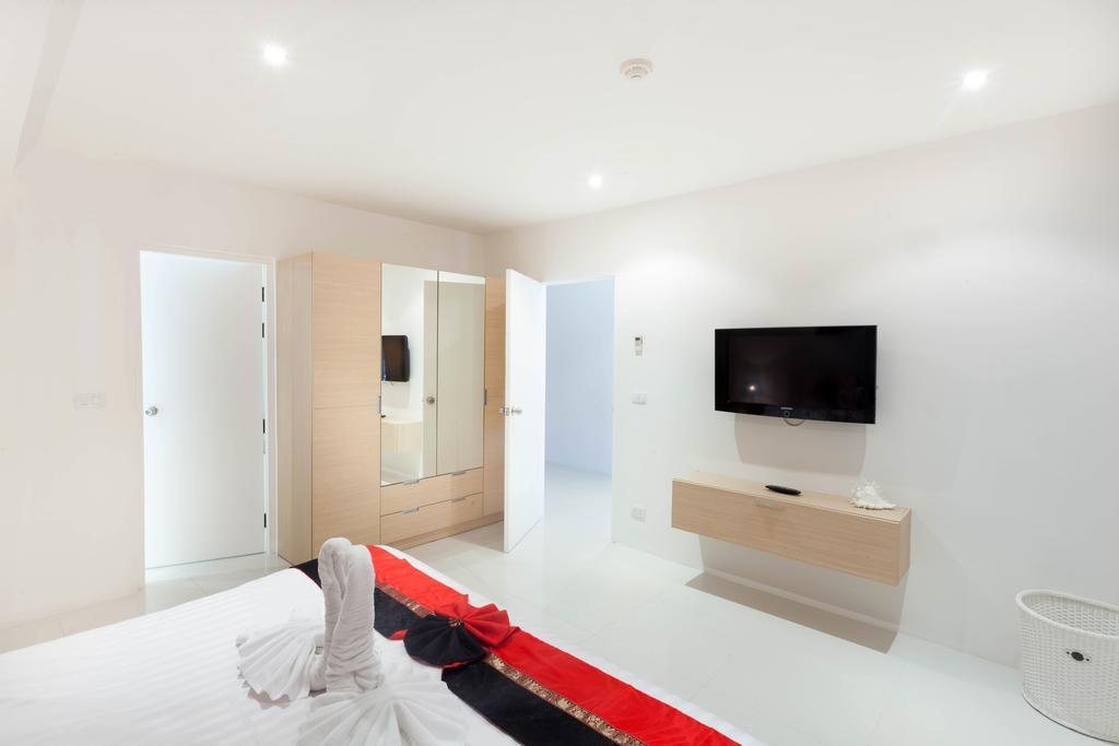 Sunset Plaza 2 Bedrooms Sea View Apartment *