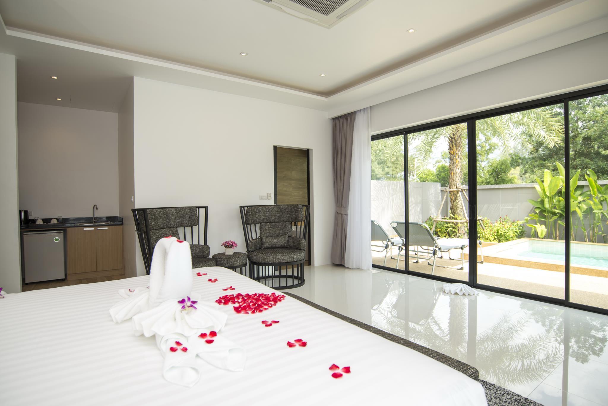 Pumeria Phuket - Sha Resort 3*