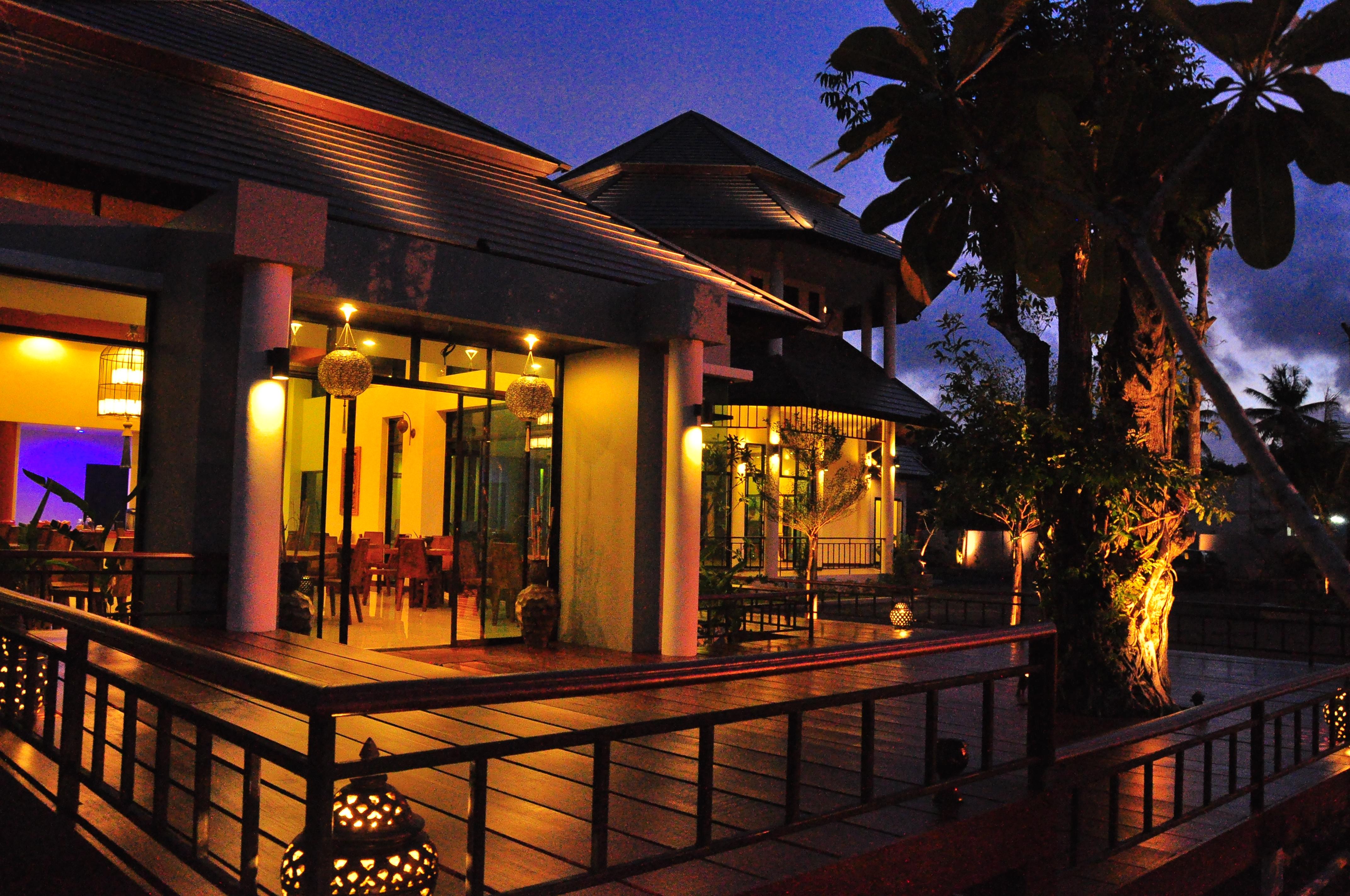 Navatara Phuket 4* Rawai