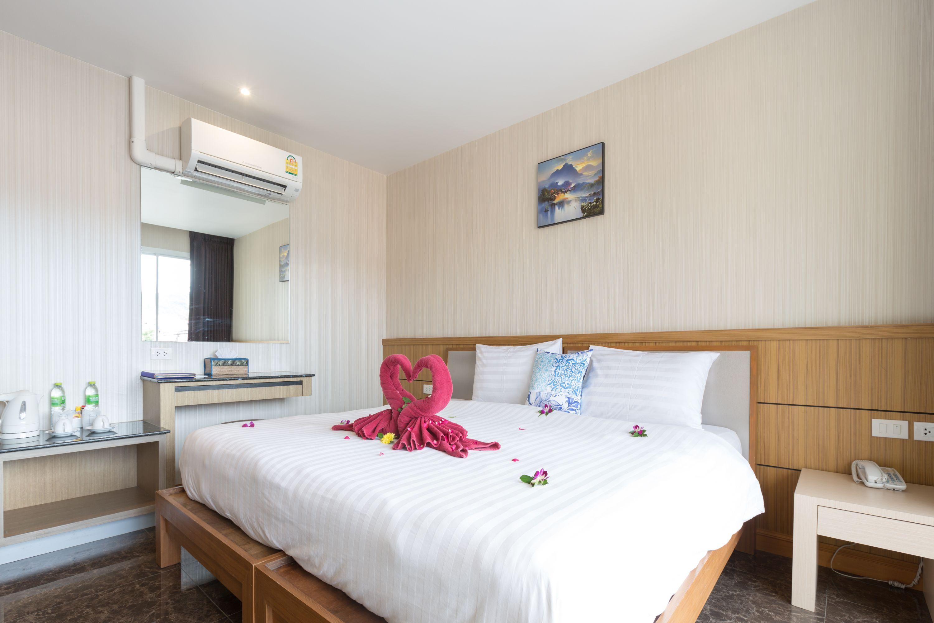 Anda Beachside Hotel Karon