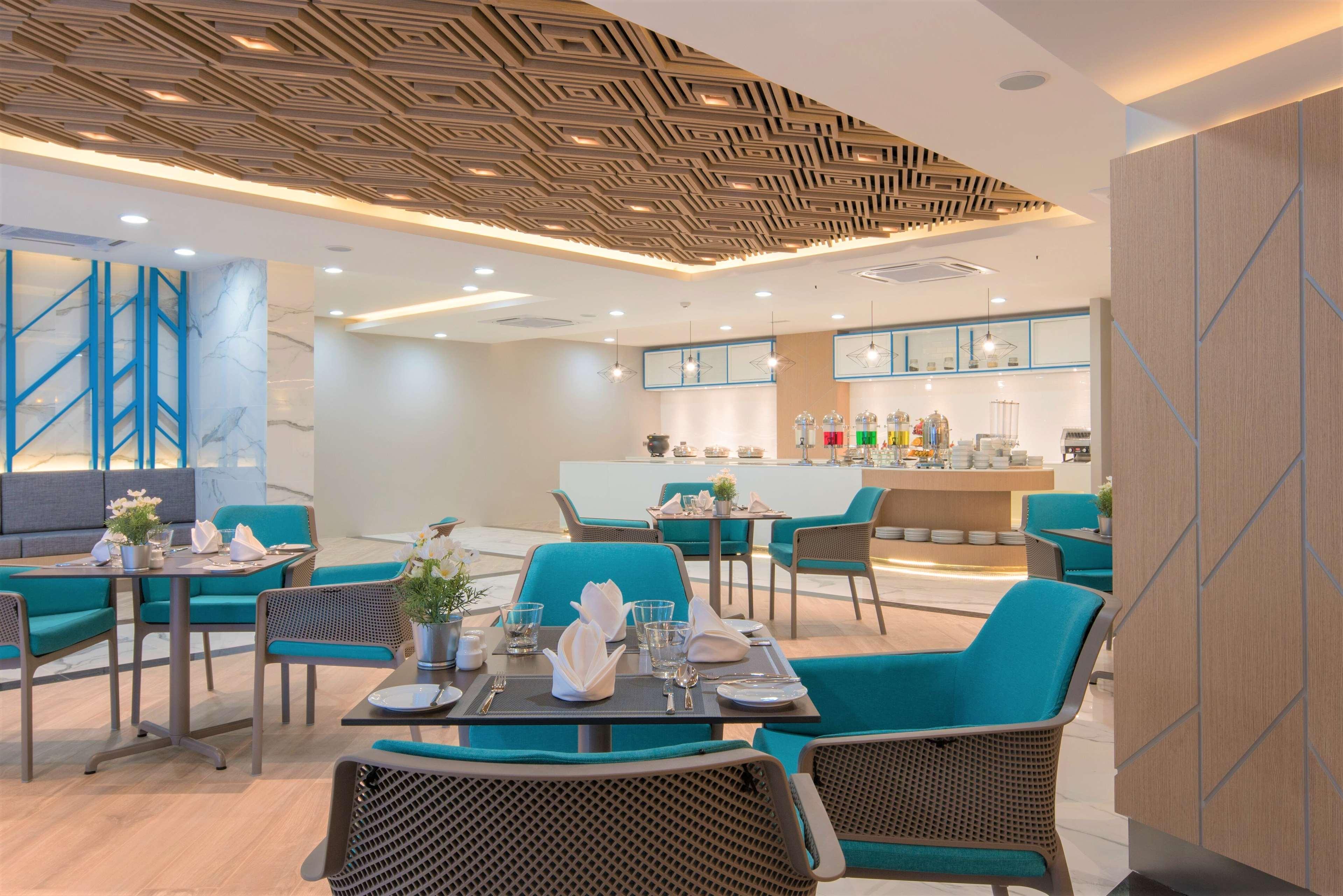 The Beachfront Phuket Hotel 5*