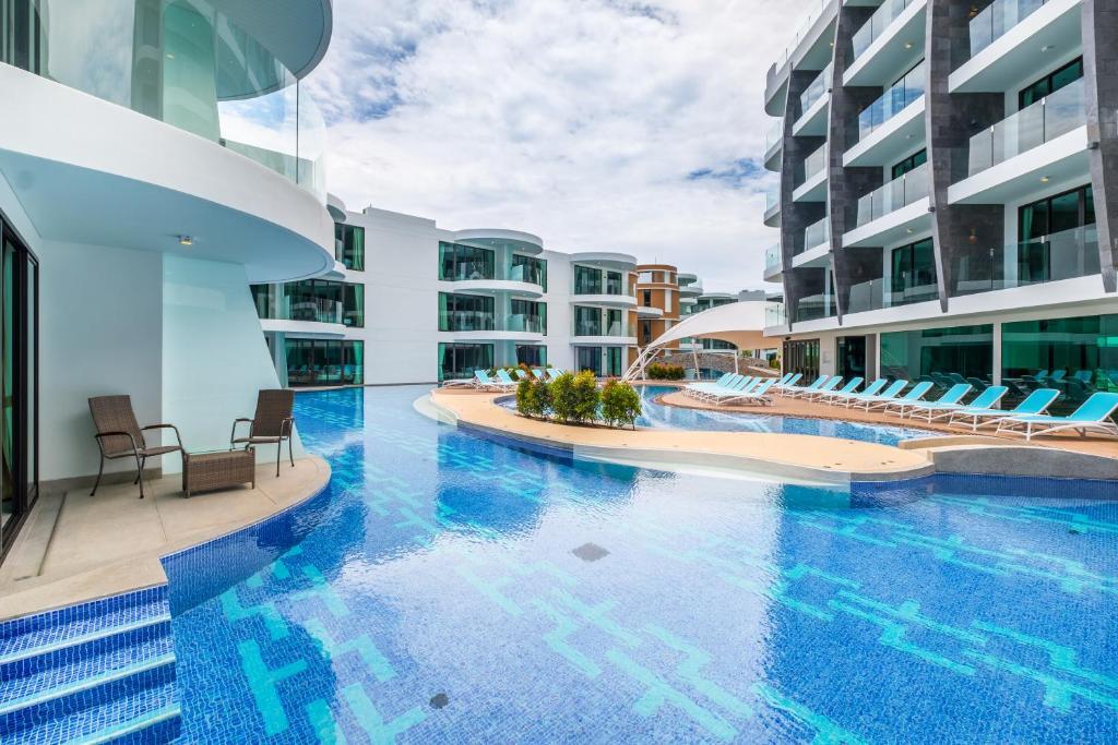 Absolute Twin Sands & Spa - Sha Extra Plus Aparthotel Phuket