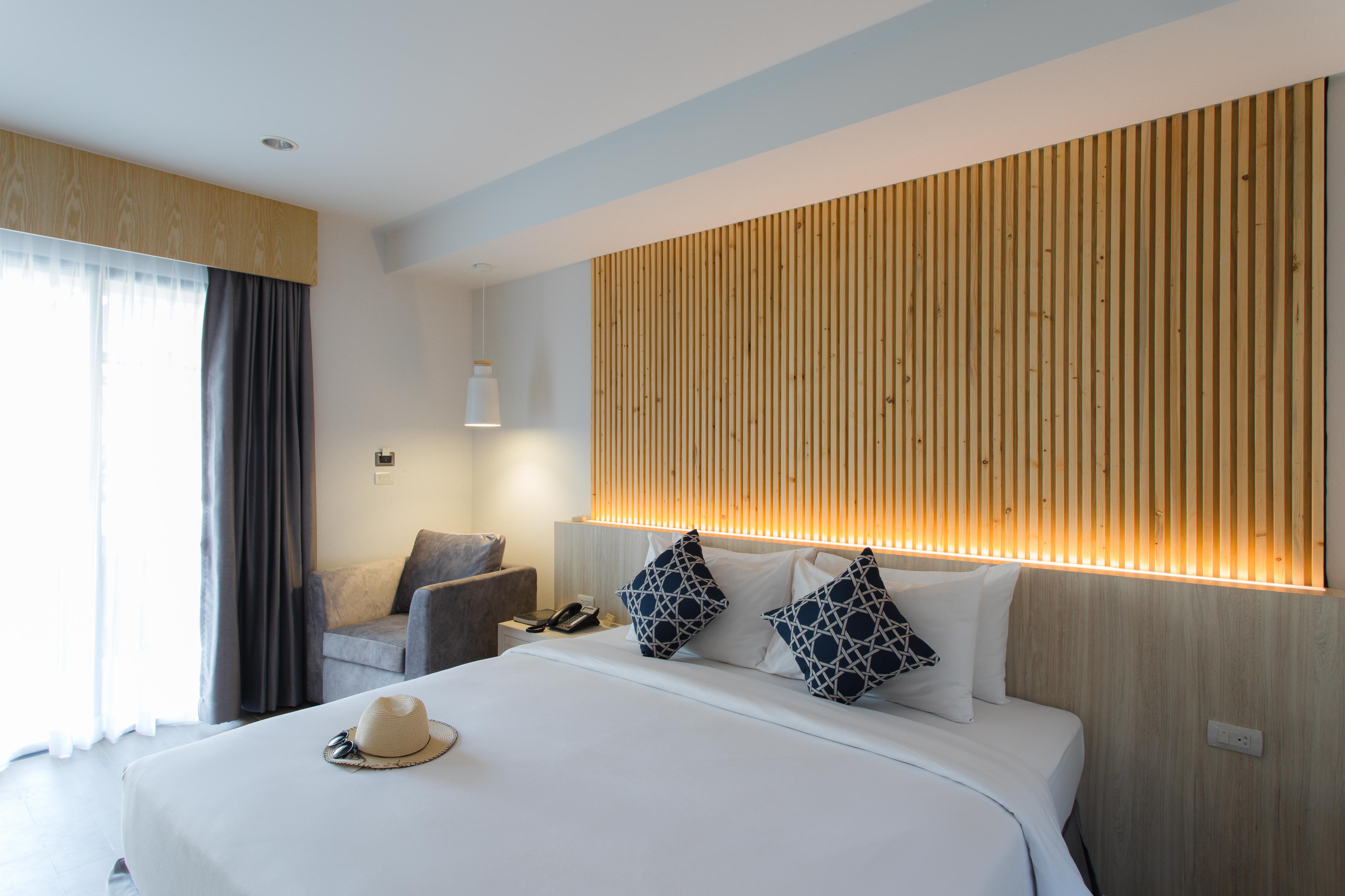 Resort Blu Pine & Pool Access - Sha Plus