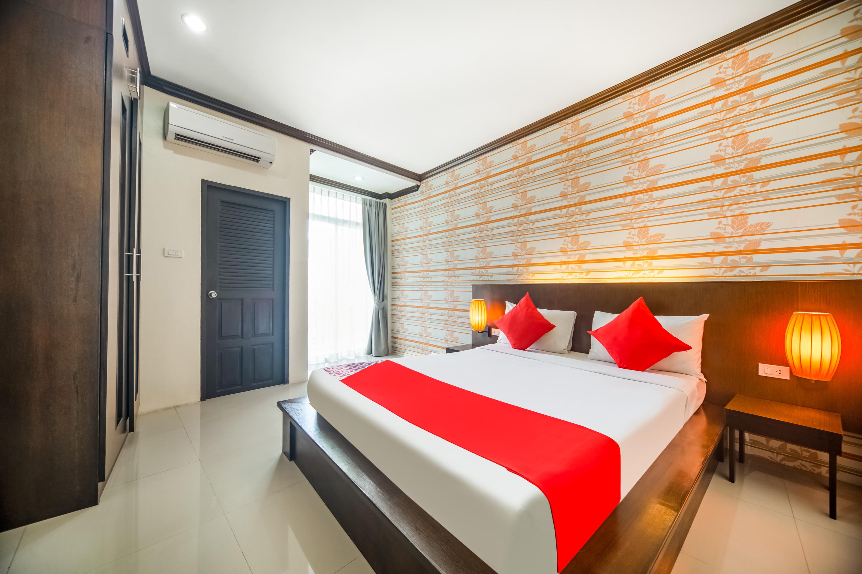 Oyo 232 Hometel