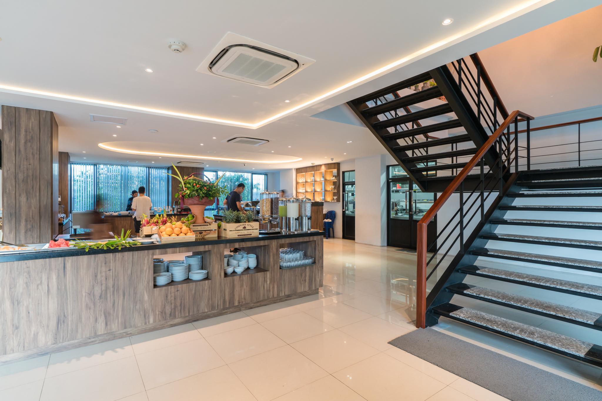 Hotel New Square - Sha
