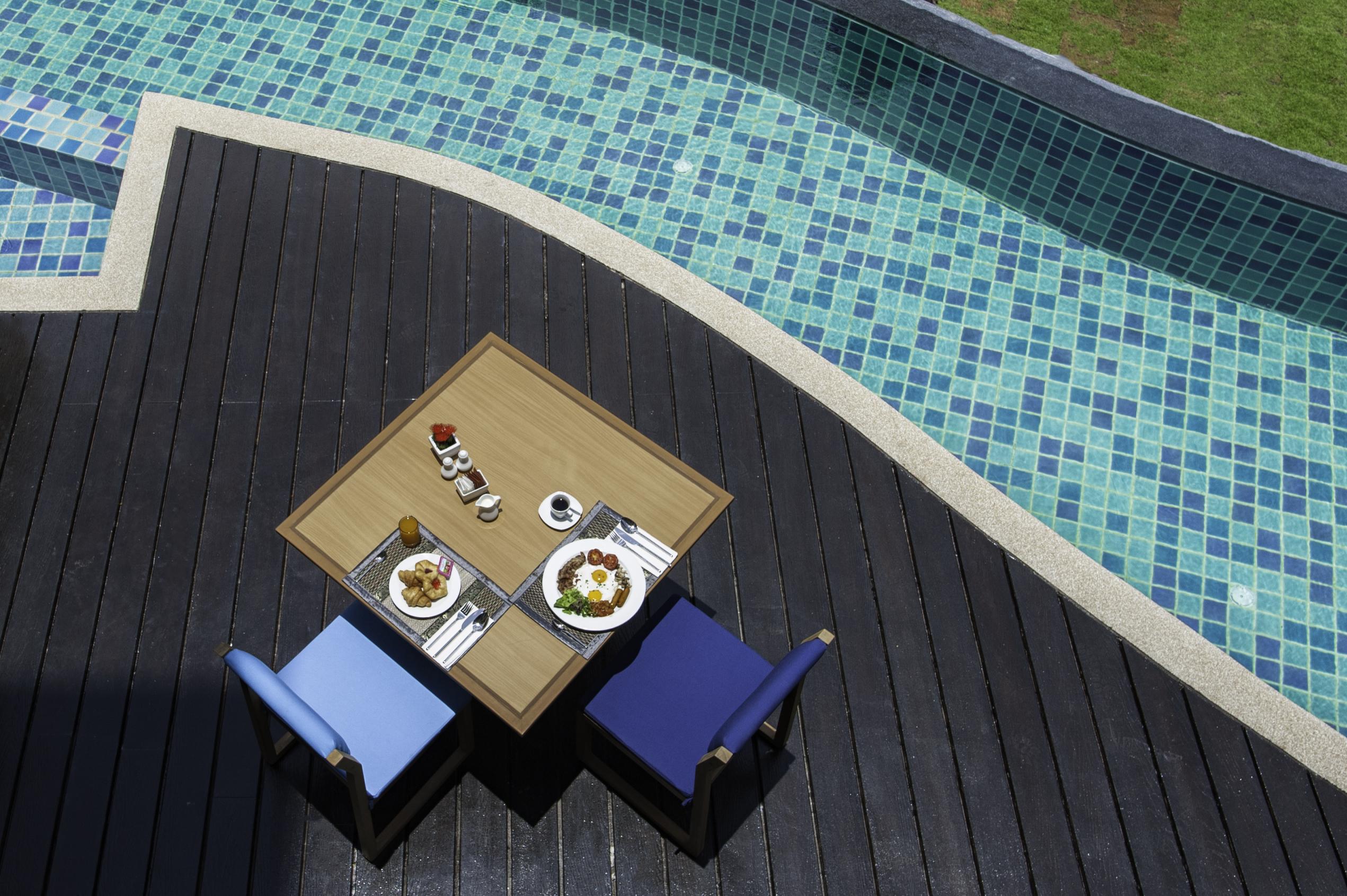 The Lunar Patong 4*