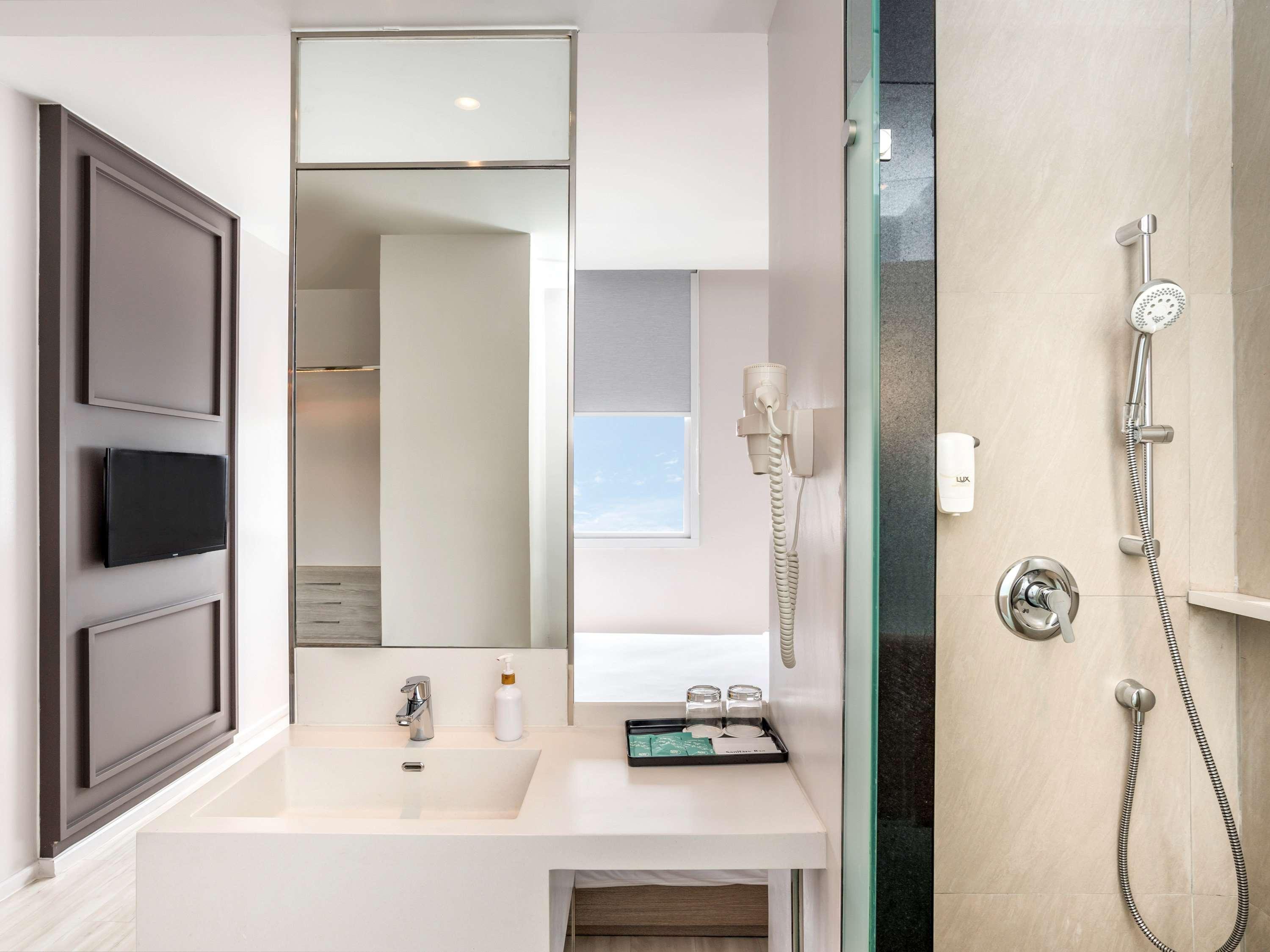 Hotel Ibis Styles City 4*