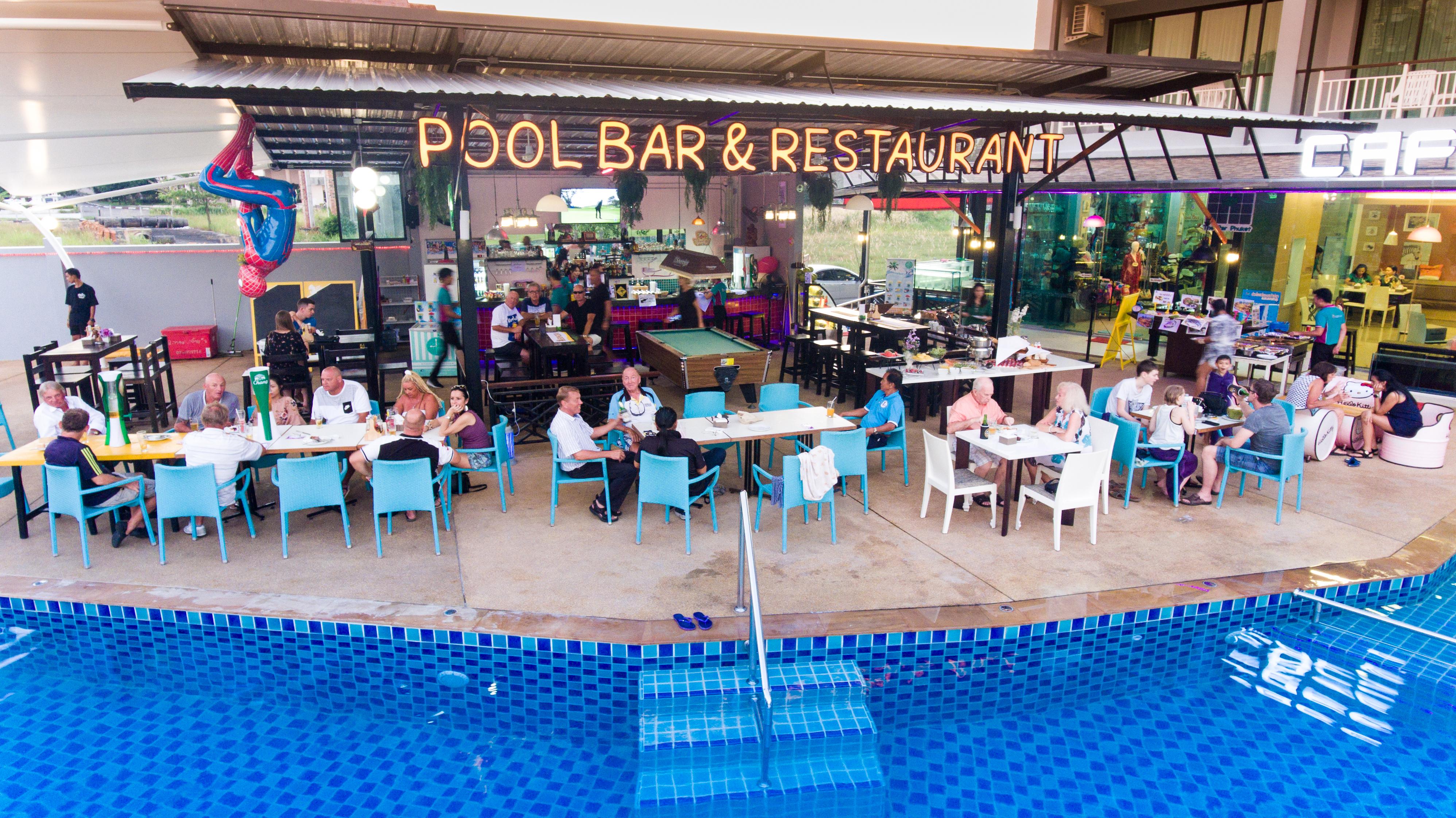 Hotel The Par Phuket Sha