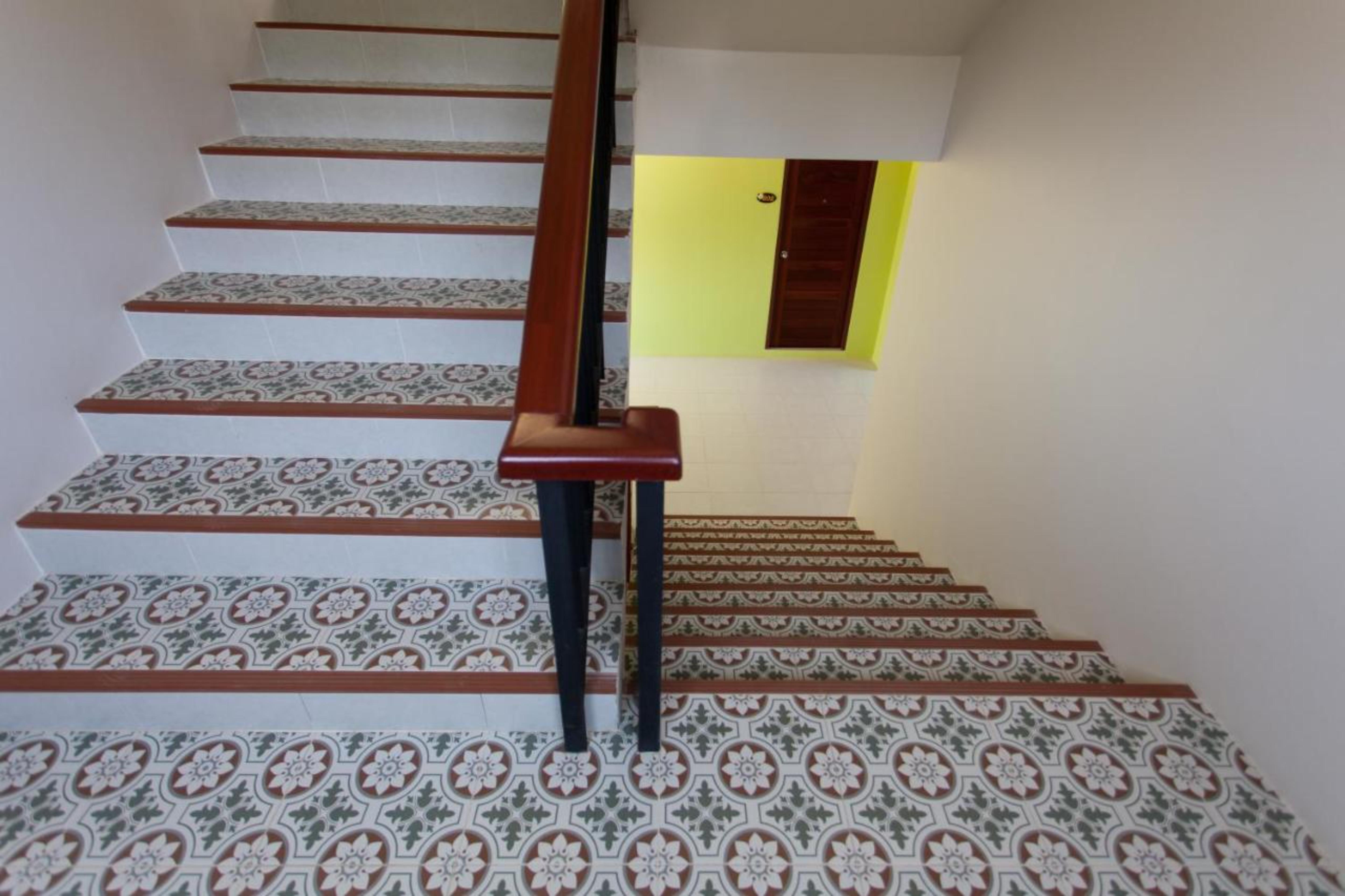 Jjw House *