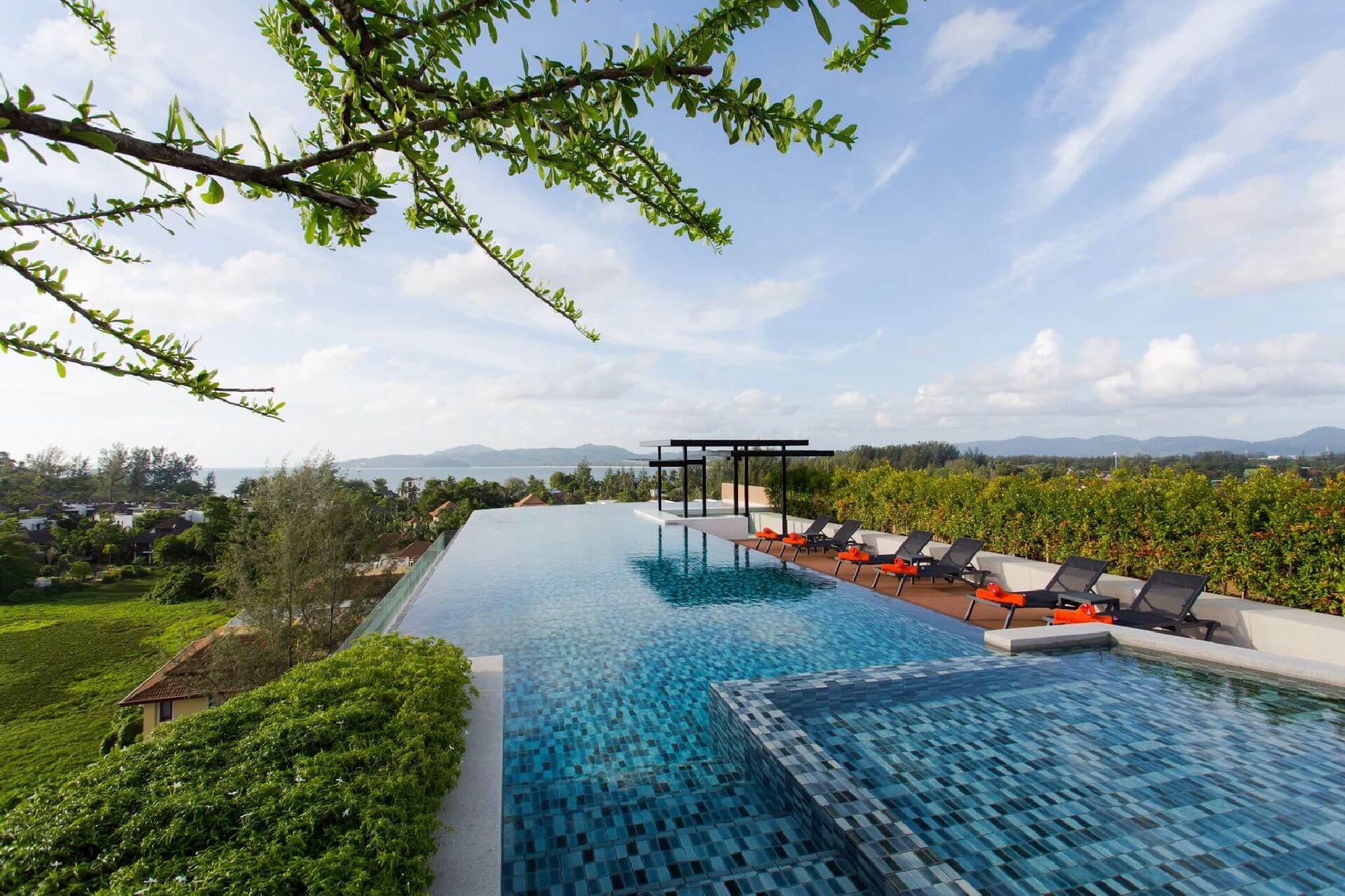 Aparthotel 6th Avenue 4*