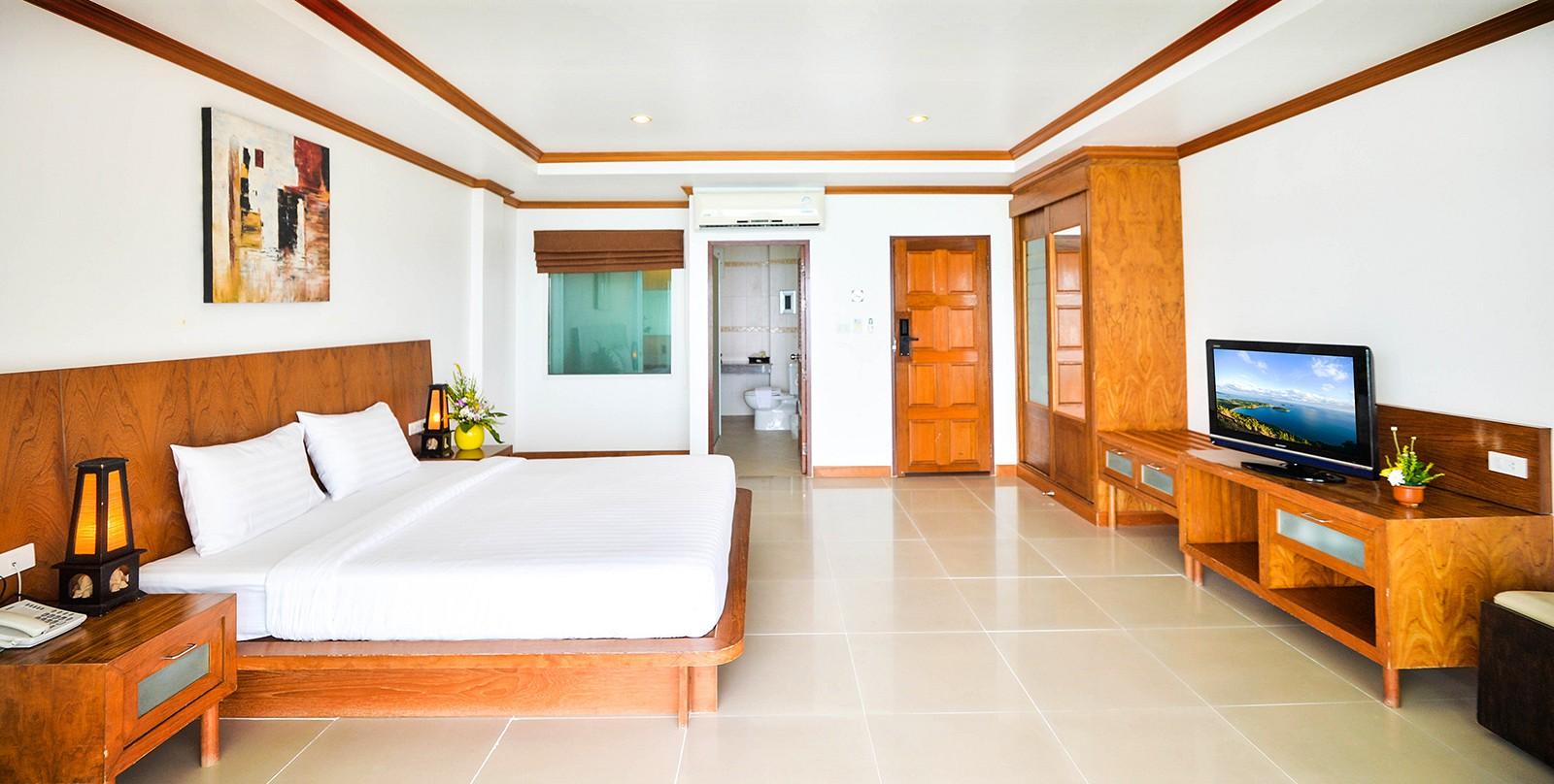 Tri Trang 4*