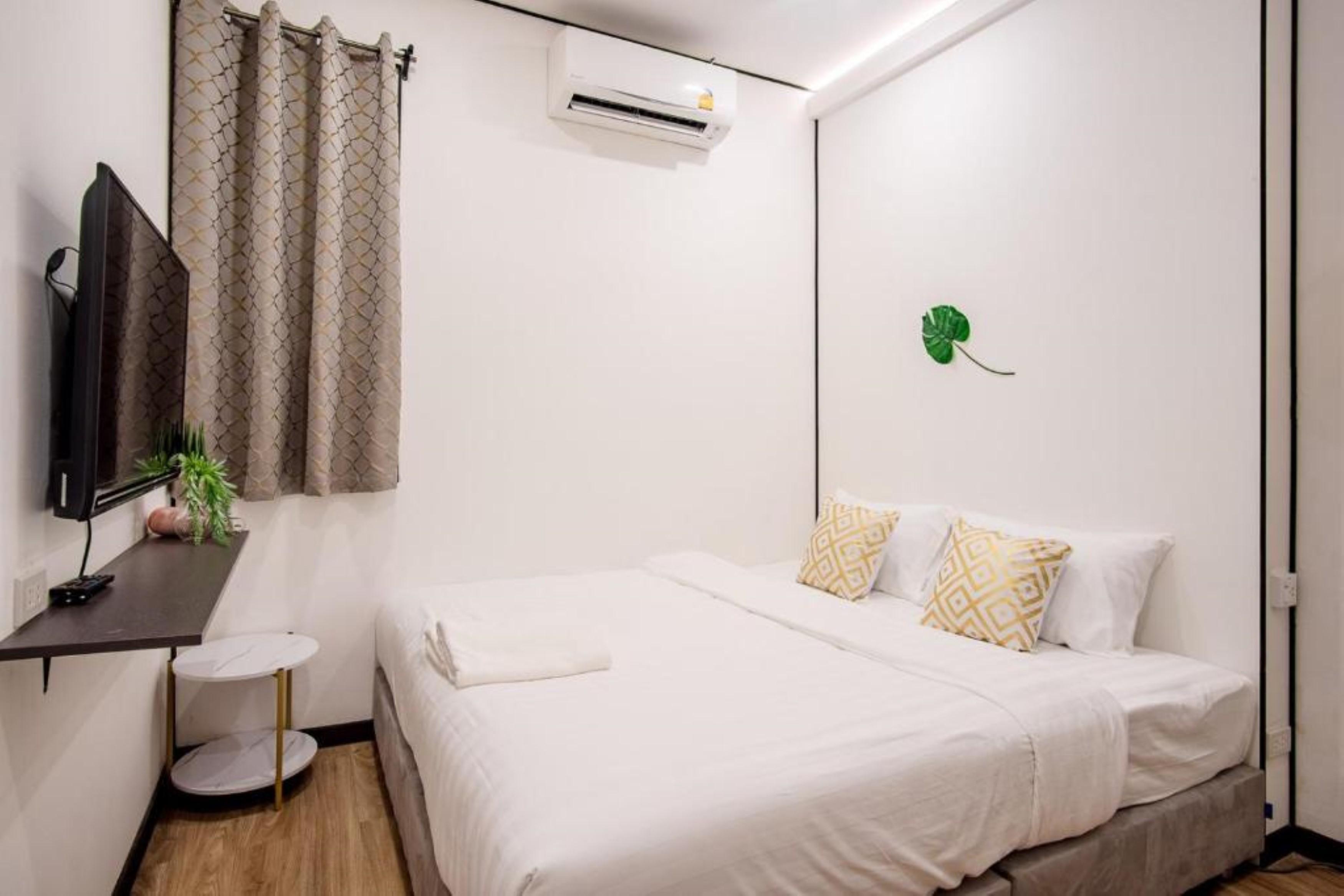 Isara Boutique And Cafe Hotel Phuket