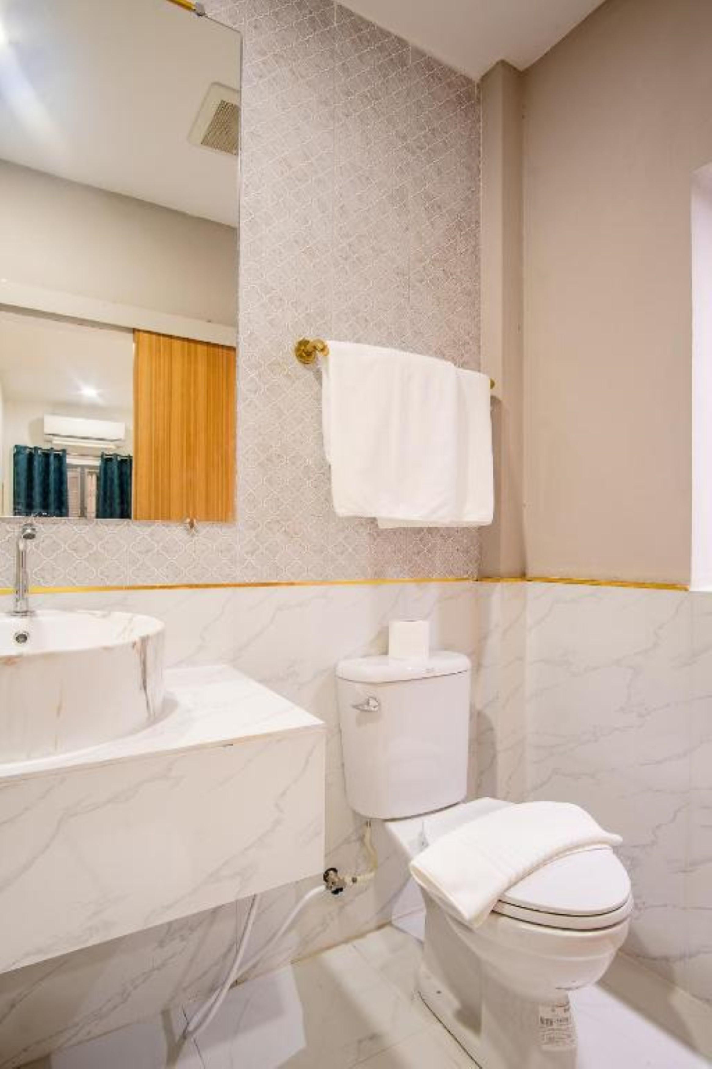 Isara Boutique And Cafe Hotel 3*