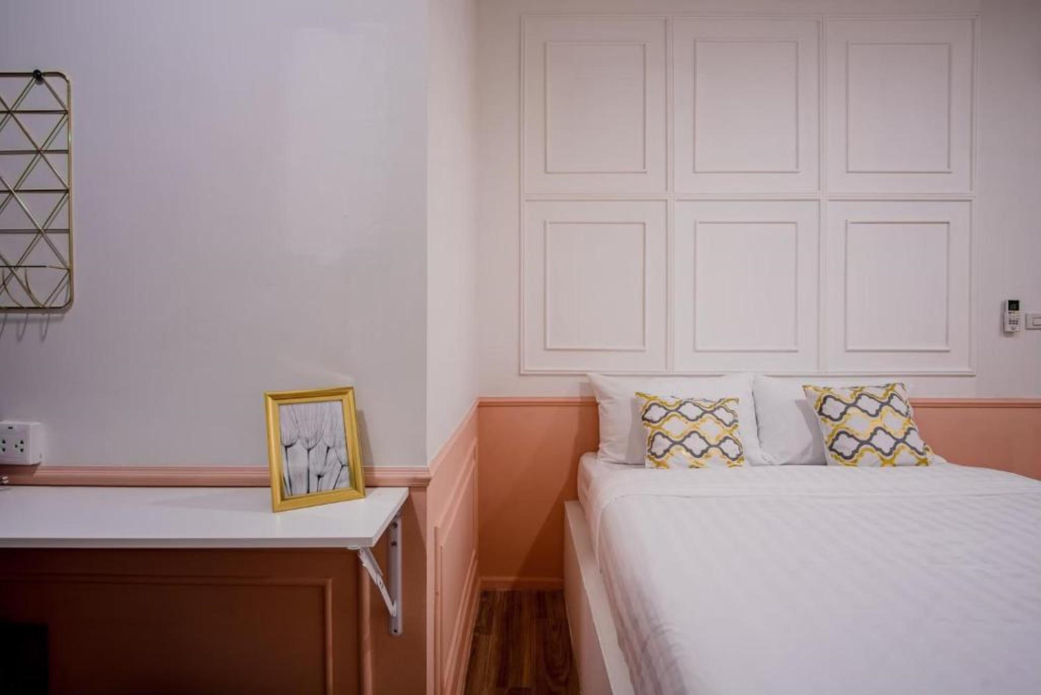 Isara Boutique And Cafe Phuket