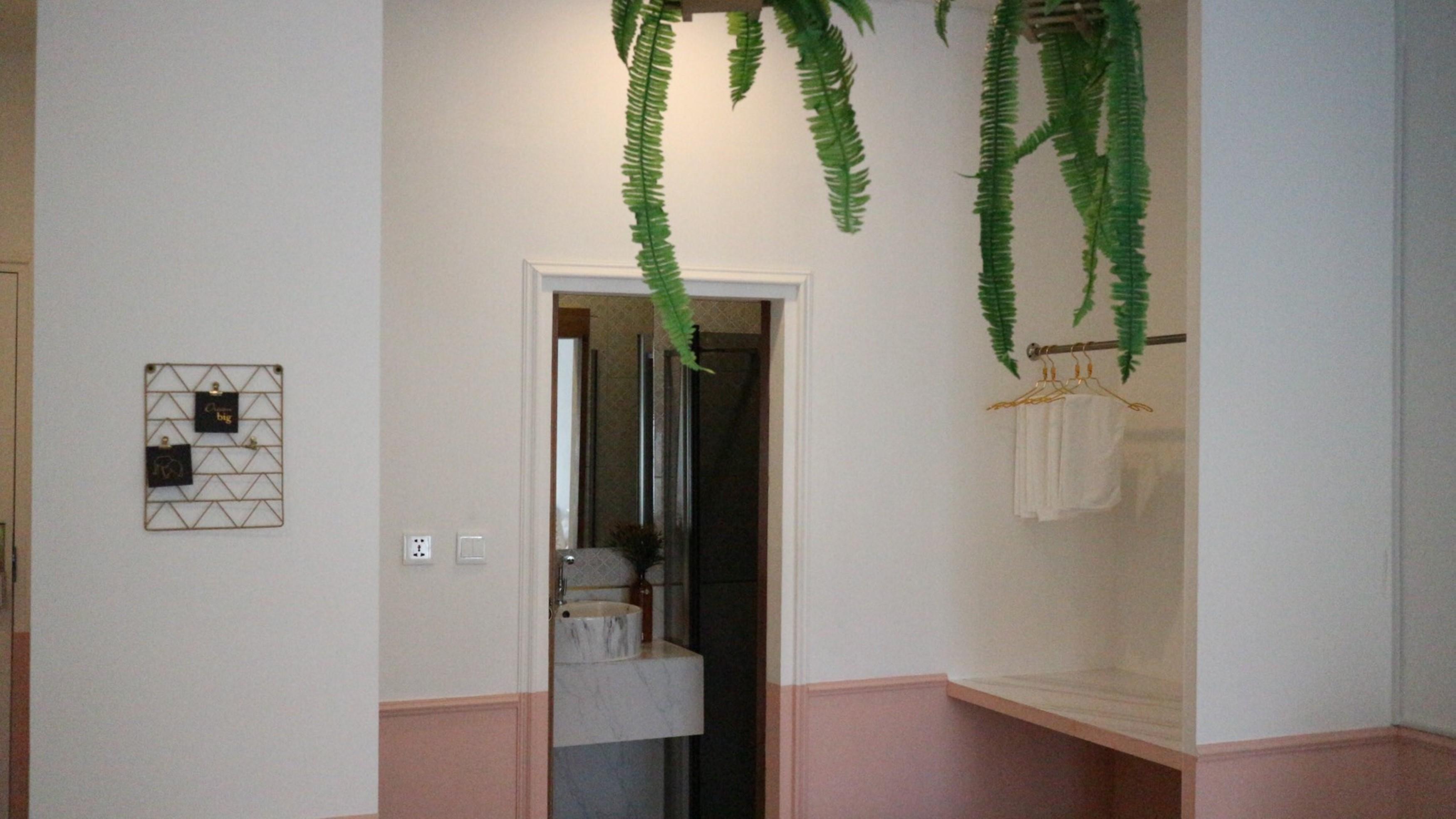 Isara Boutique And Cafe Phuket