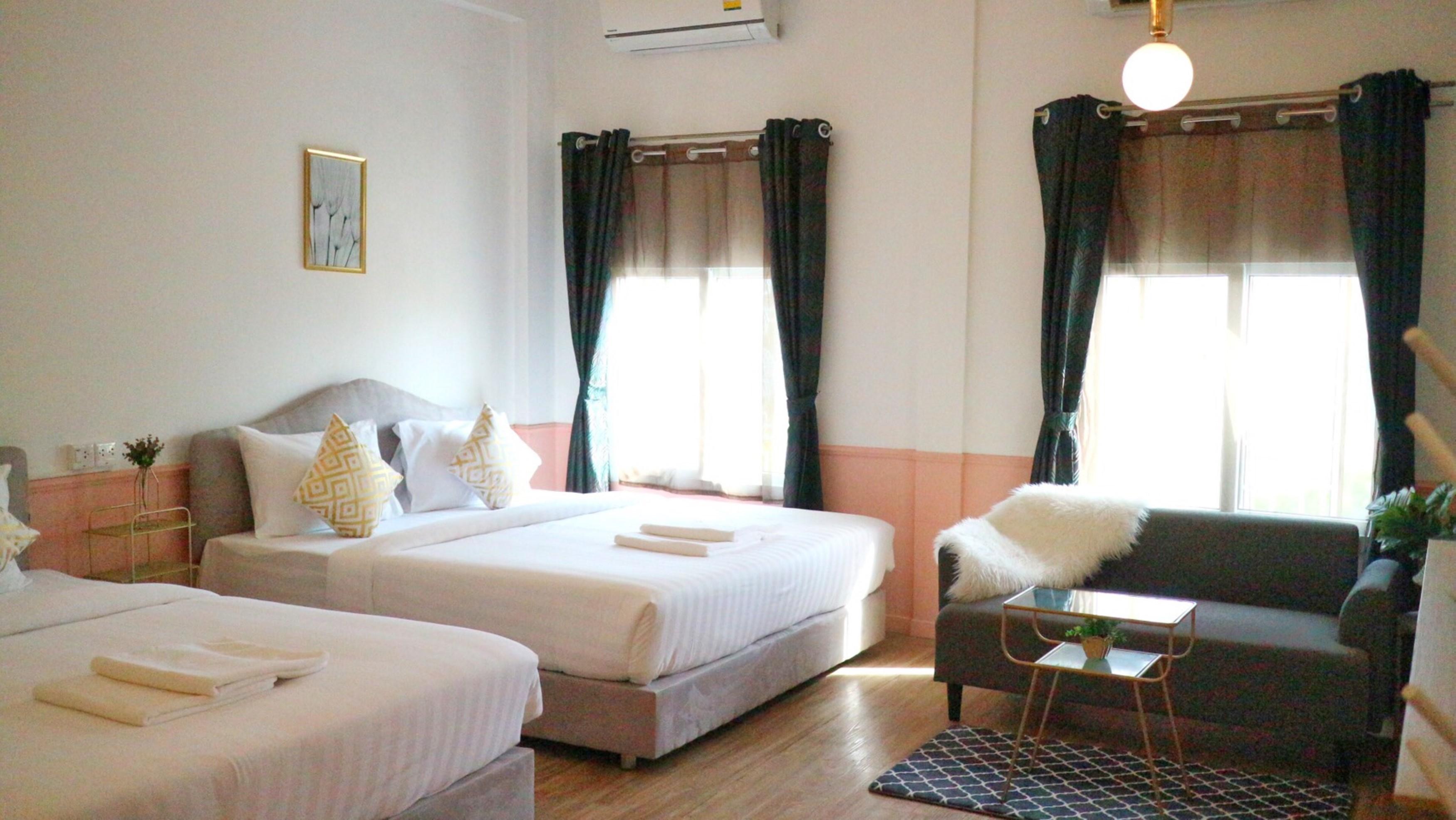 Isara Boutique And Cafe 3* Phuket