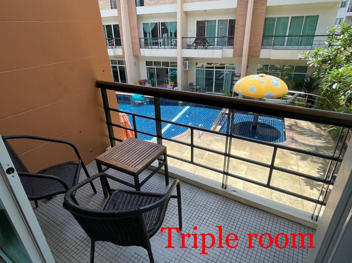 Thalassa Pool