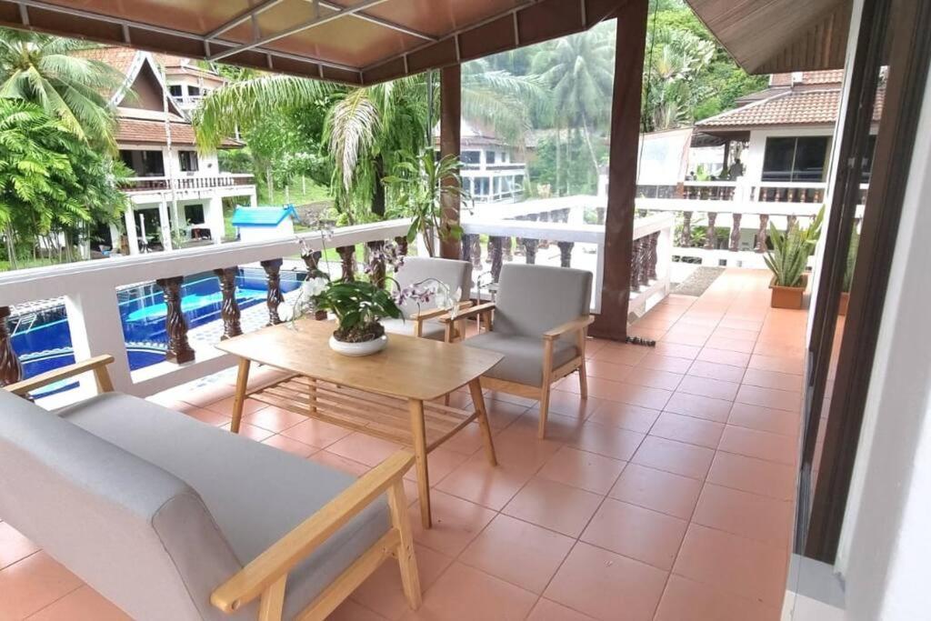 Lovely 2-bedroom With Pool Strand Kamala