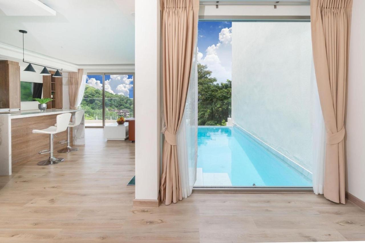 Seaview Private Swimming Pool