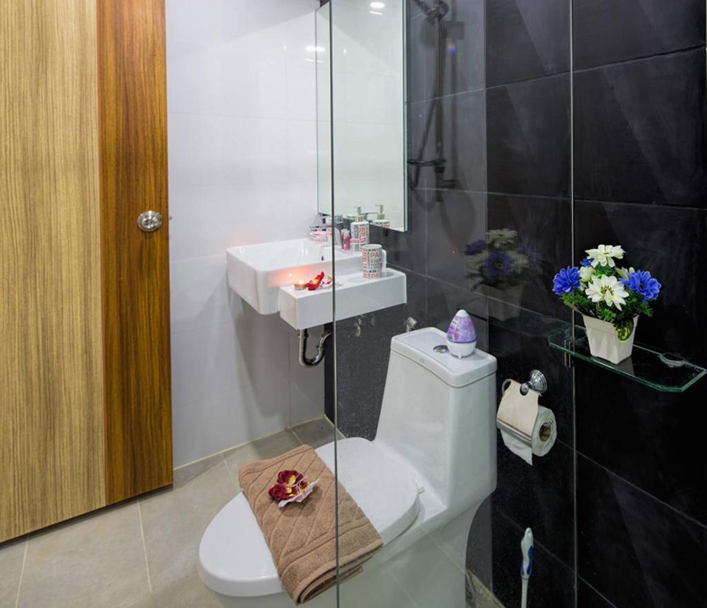Superbe Avec Salle De Bain Privee Phuket Phuket *