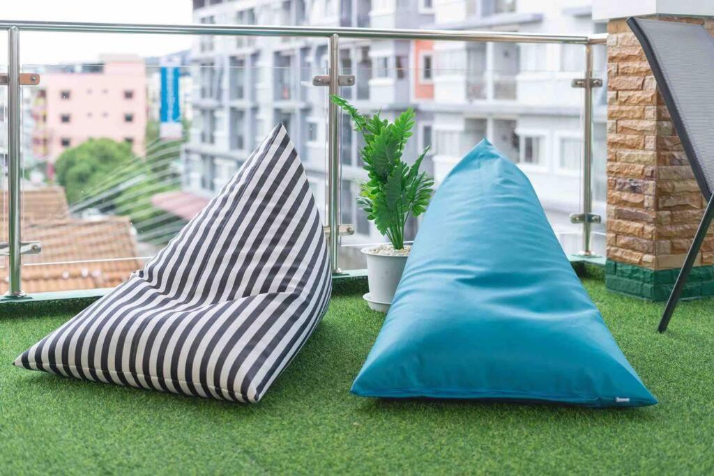 Spacious 4 Bedroom Vacation Rooftop Views Patong