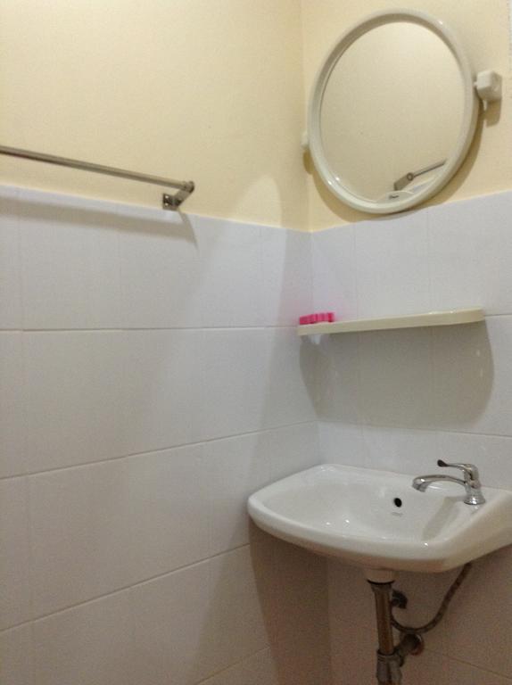 Wattana Guest house Nai Yang