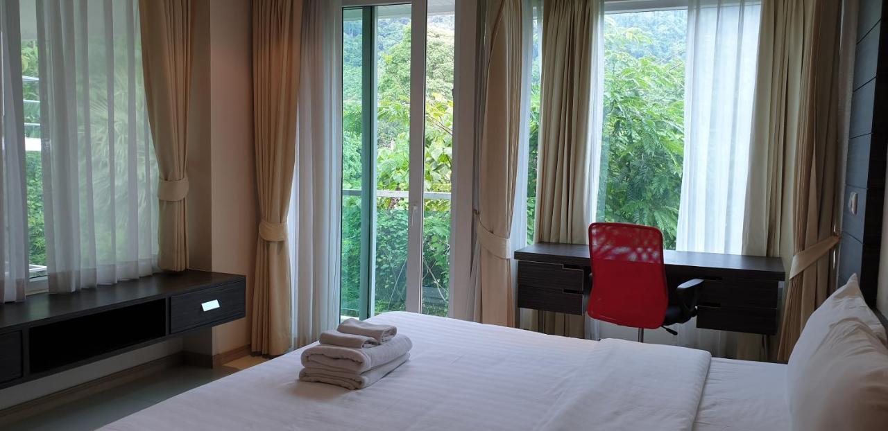 Hotel The Baycliff Residences Patong
