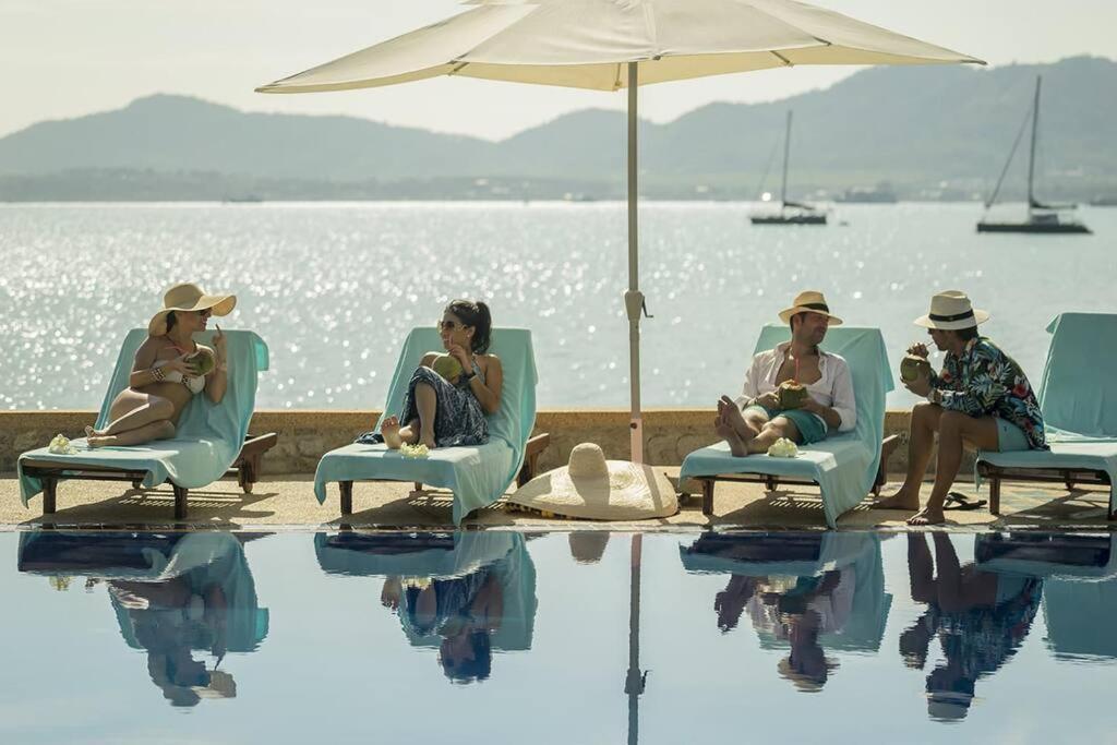 Villa Nirvana - Beachfront Tropical Chic 4br Haven In Cape Panwa, Phuket