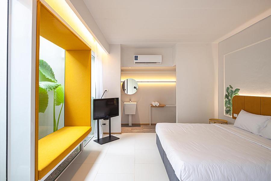 Innluxphuket Liebeshotel