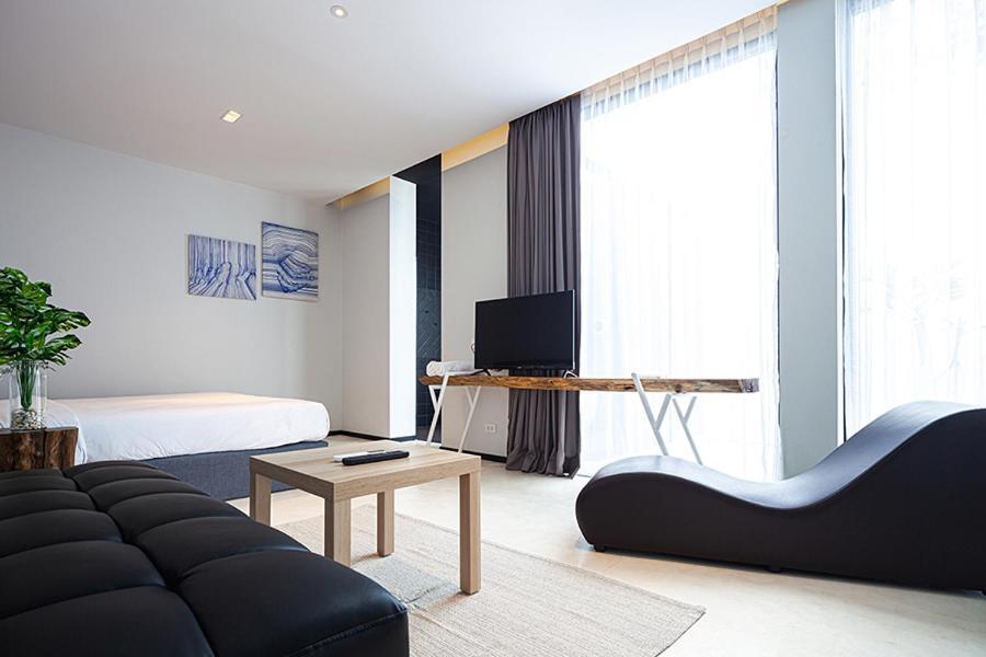Innluxphuket Liebeshotel