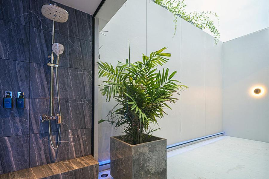 Innluxphuket Liebeshotel *