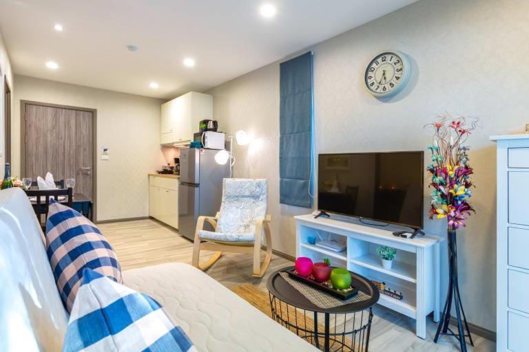 Apartment Title найянг Naiyang