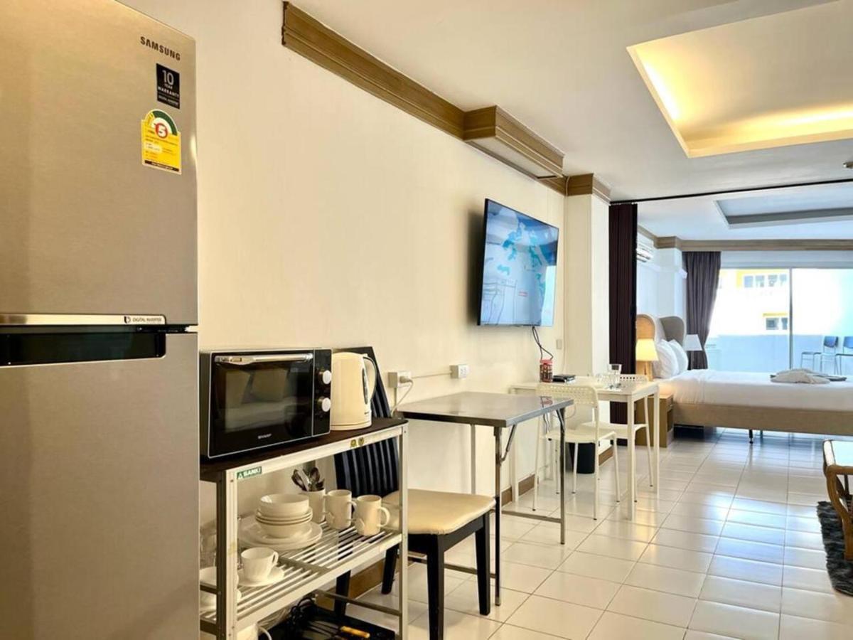 Apartment Gardens - Pool Fast Wifi Smart Tvs Patong