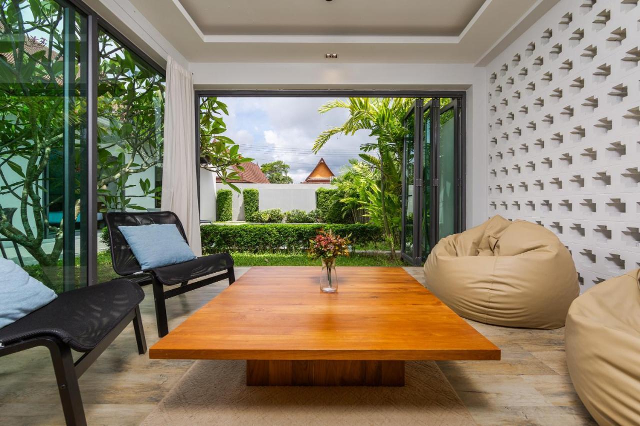 Radi X Goldstar Villa