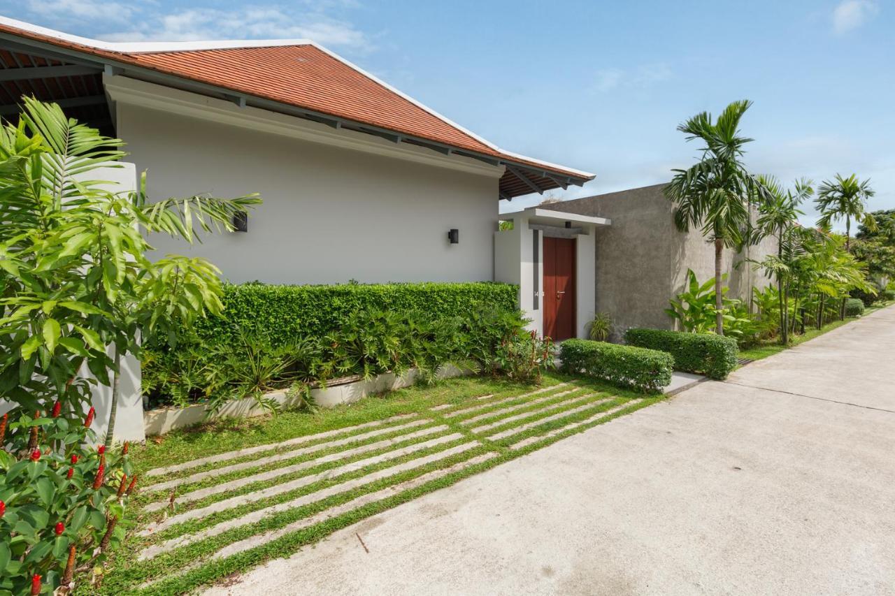 Radi X Goldstar Villa *