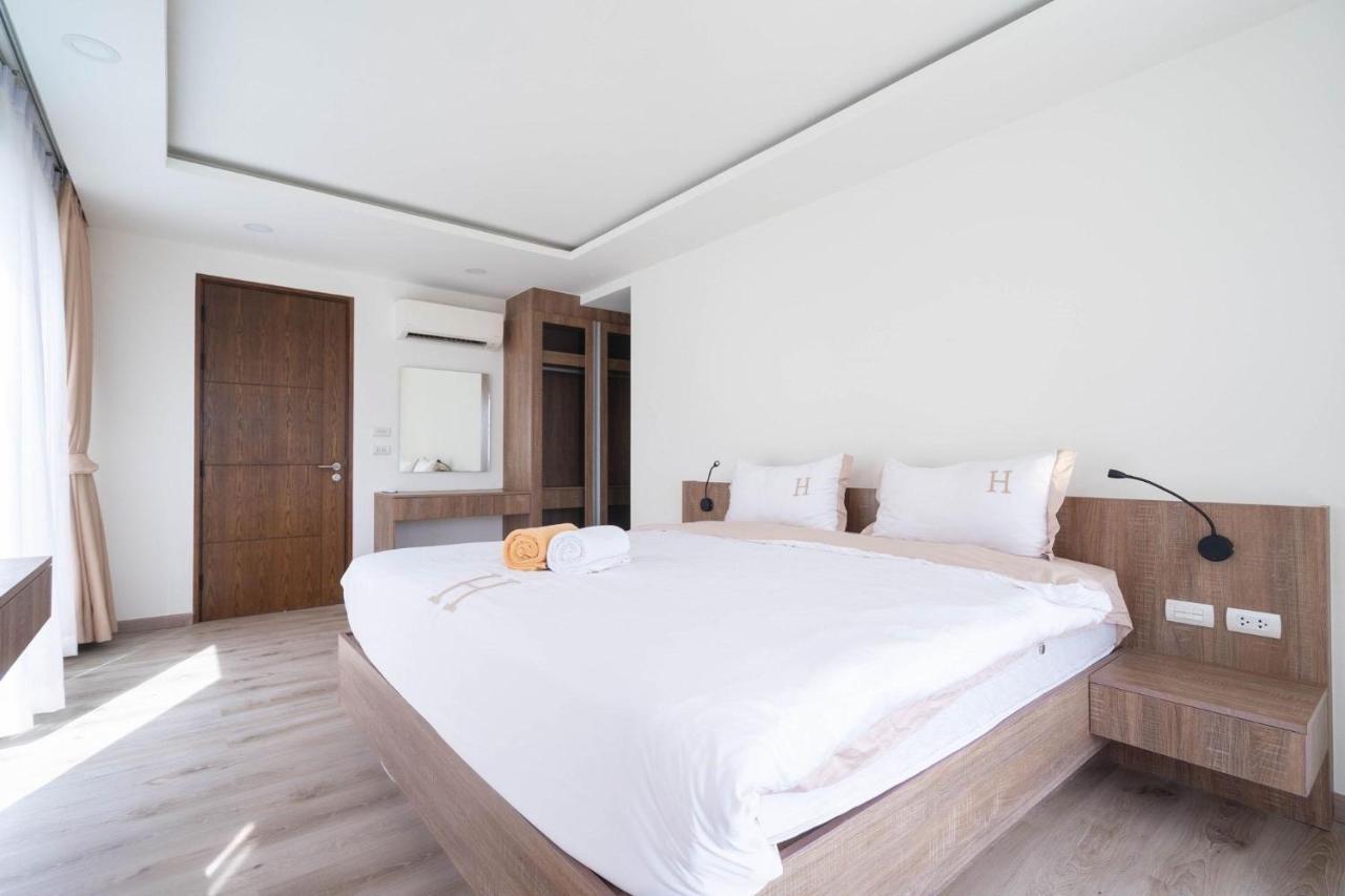Seaview Private Swimming Pool Villa Ban Karon