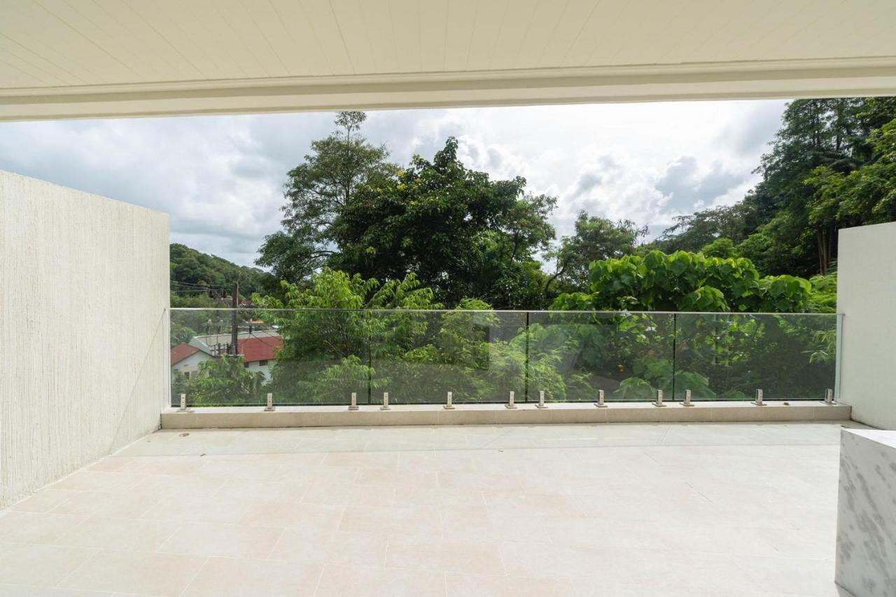 Seaview Private Swimming Pool Ban Karon