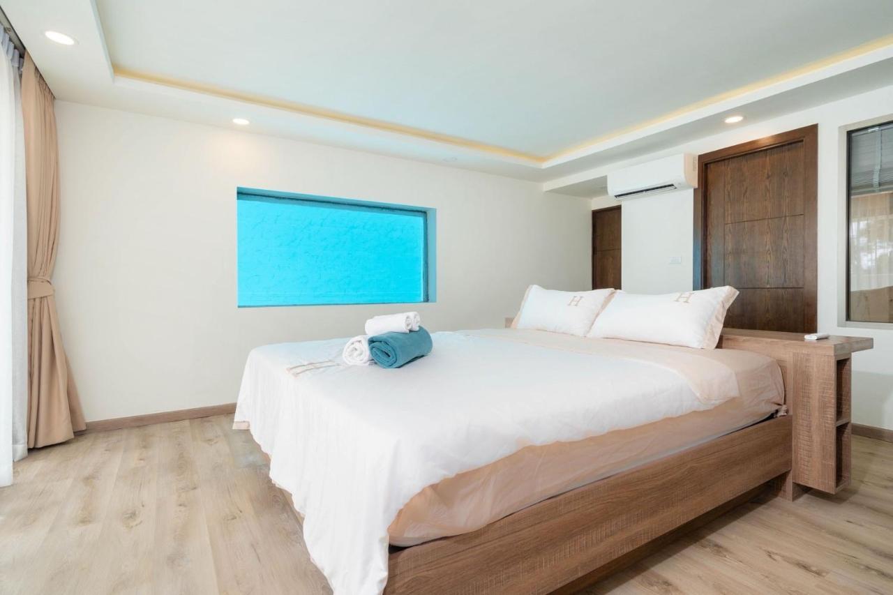Seaview Private Swimming Pool Villa