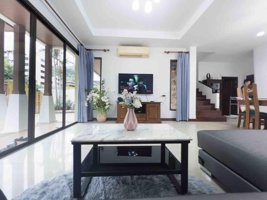Villa 4bd Private Pool In Heart Quiet&nice