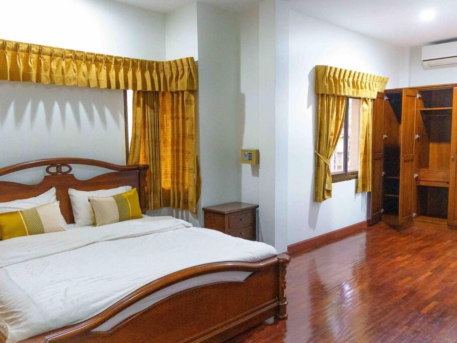 Villa 4bd Private Pool In Heart Quiet&nice Patong