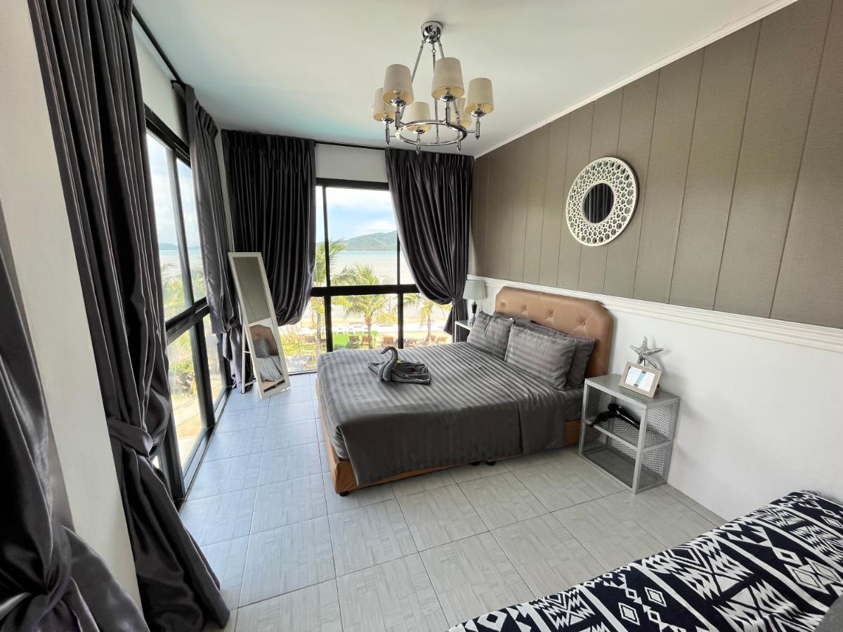 Villa None-available *