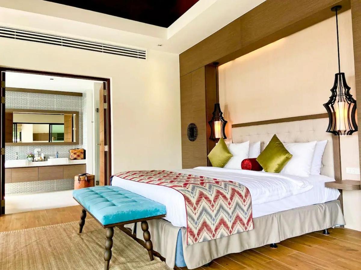 Silla * Kata Beach (Phuket)