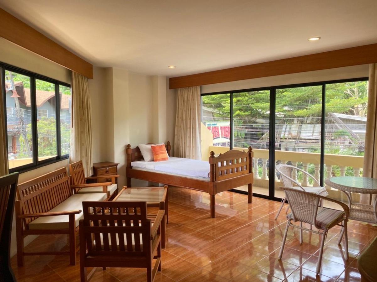 Hotel Kata View