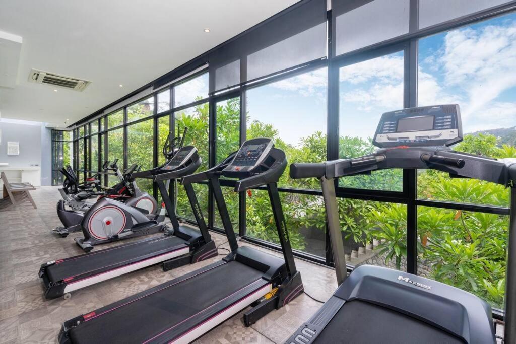 The Tree Seaview And Quiet Surrounded By Trees 75smetre Apartment Kamala Beach