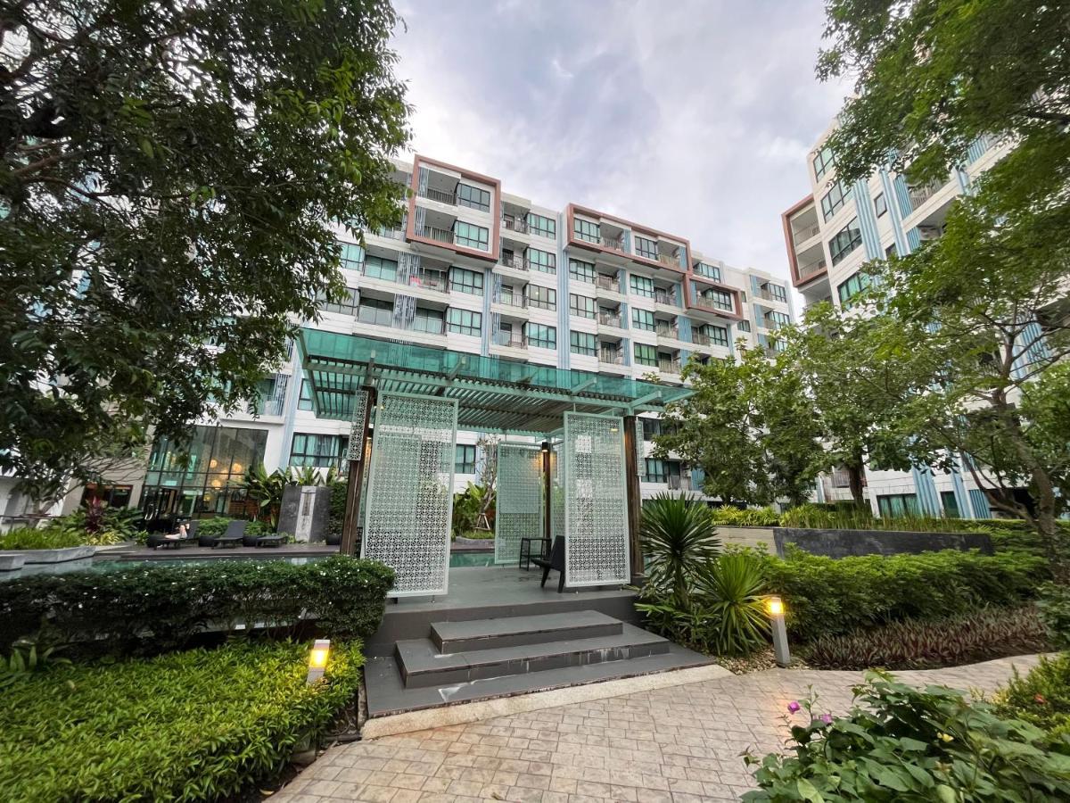 1 Bedroom Centrio Near Festival In Town Apartamento *