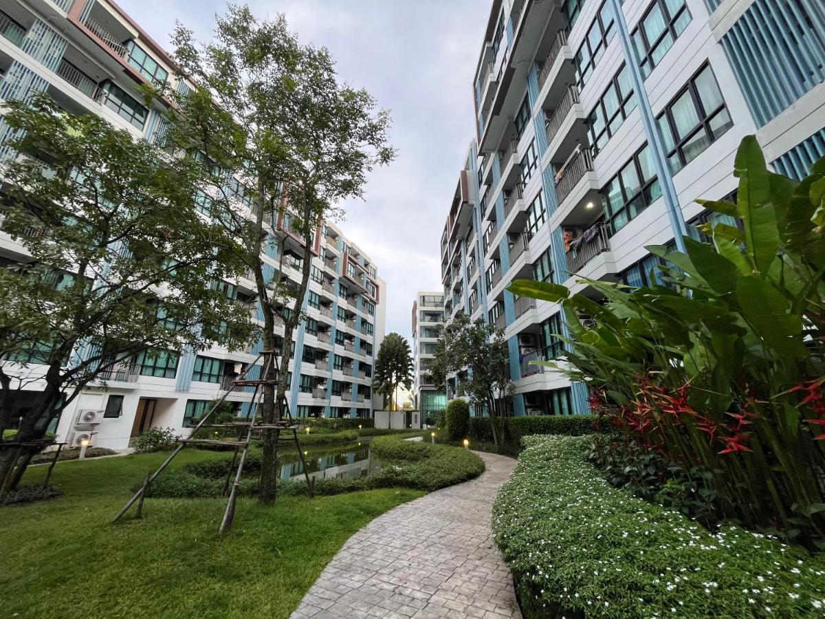 1 Bedroom Centrio Near Festival In Town Apartamento