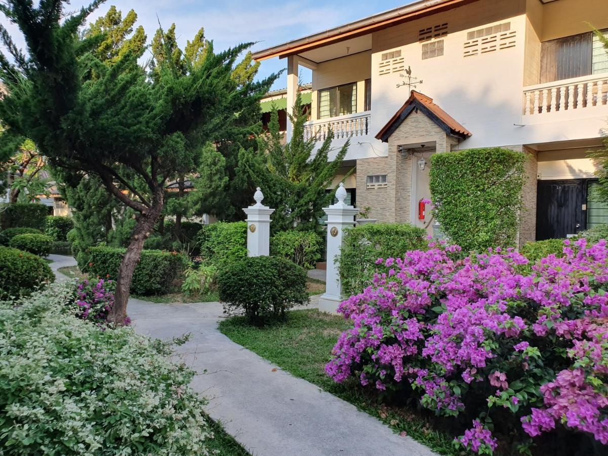 Gasthof Village And Natural Garden Karon